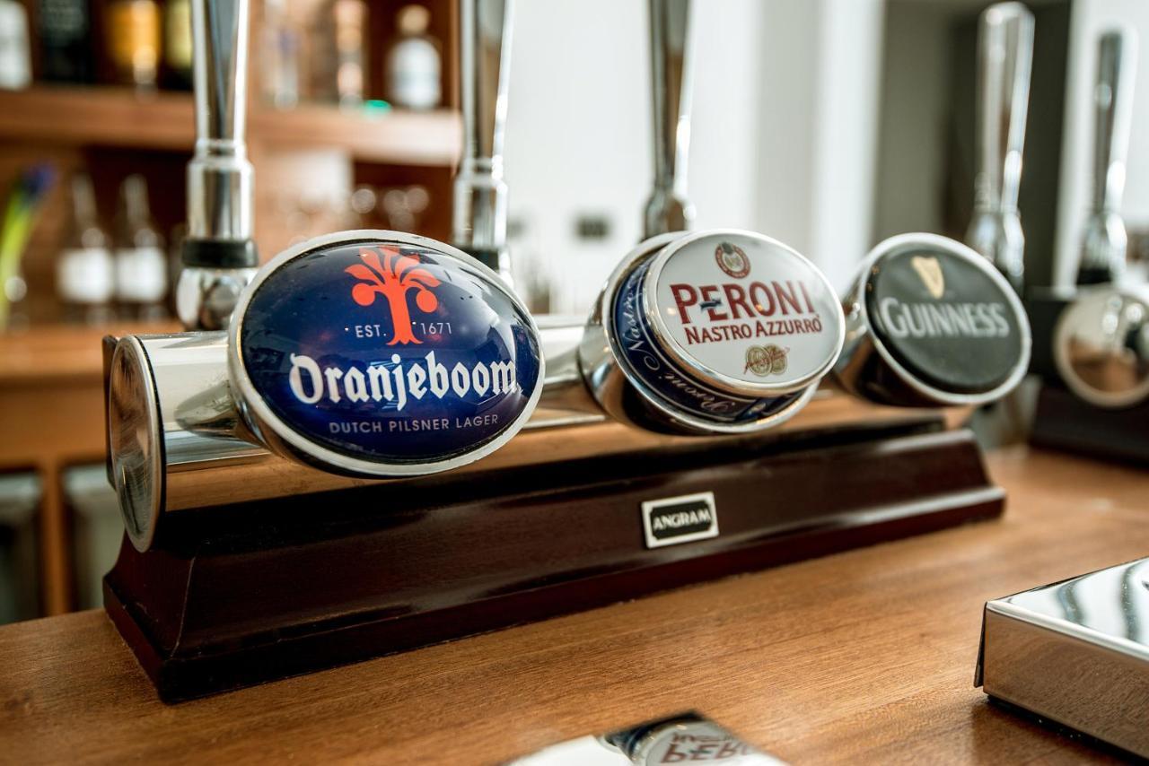 Burnside Hotel Stratford-upon-Avon Bagian luar foto
