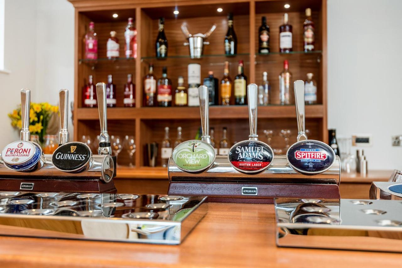 Burnside Hotel Stratford-upon-Avon Bagian luar foto