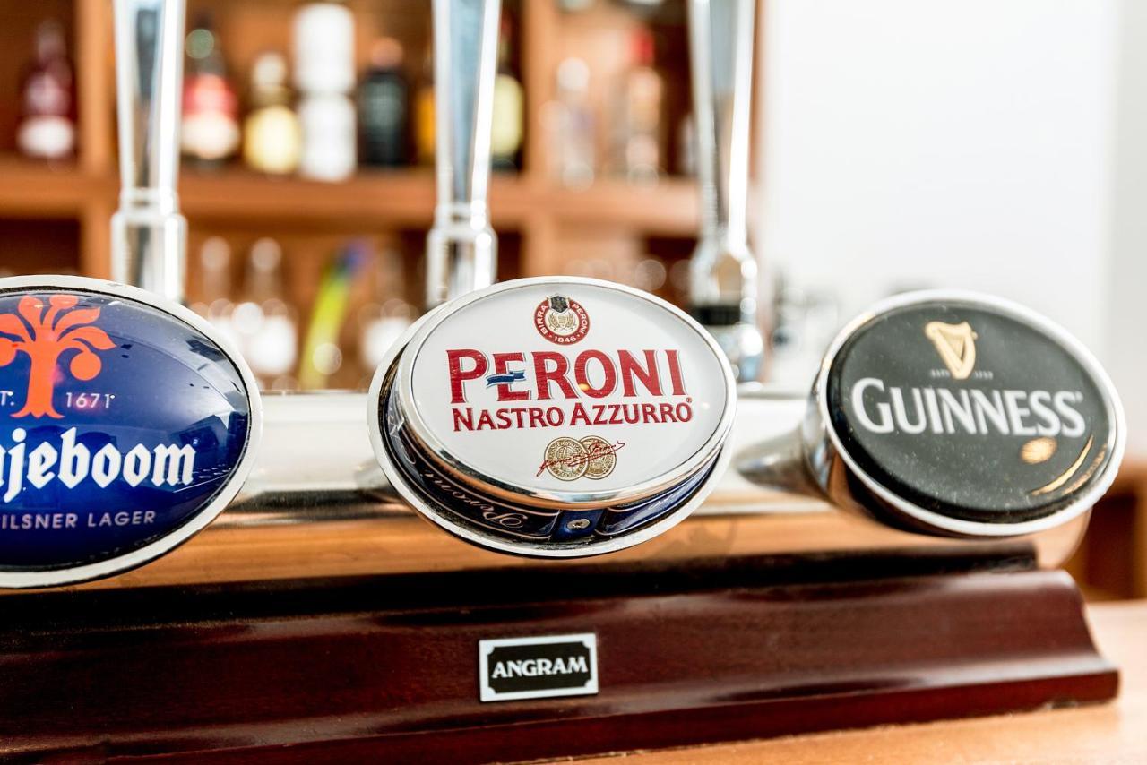 Burnside Hotel Stratford-upon-Avon Bagian luar foto