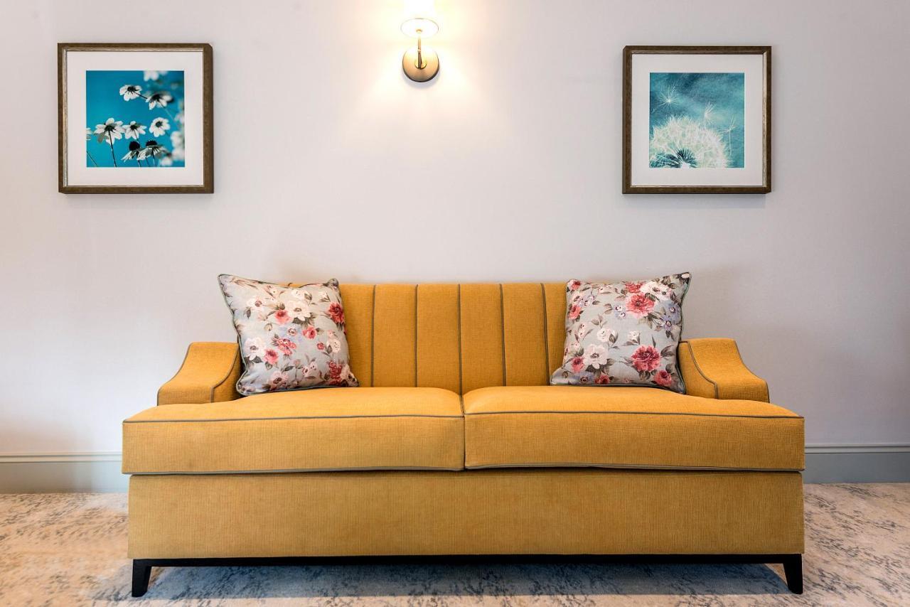 Burnside Hotel Stratford-upon-Avon Bagian luar foto