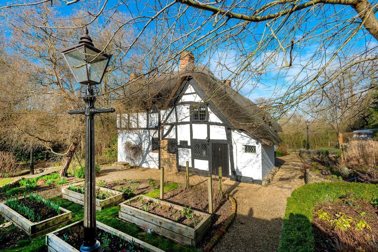 Burnside Hotel Stratford-upon-Avon Bagian luar foto