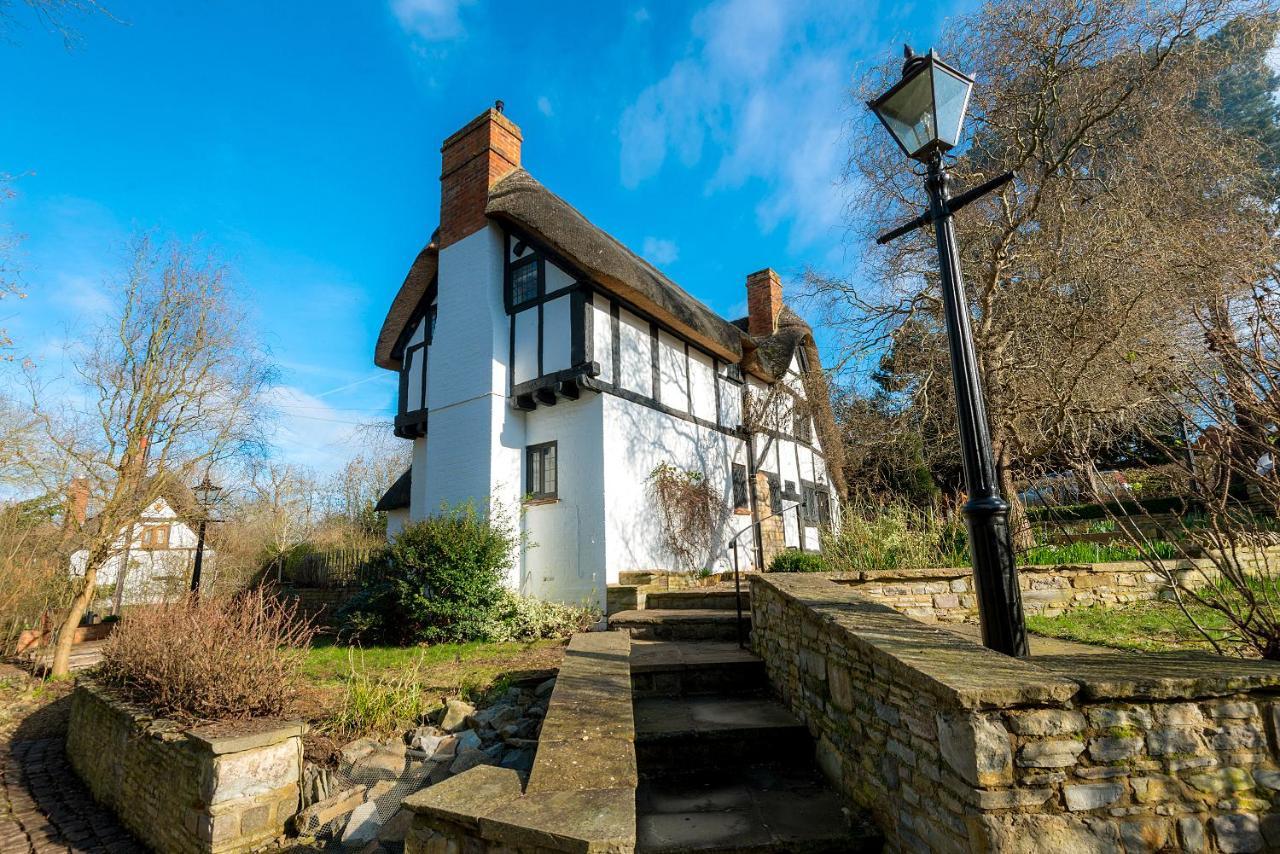 Burnside Hotel Stratford-upon-Avon Bagian luar foto